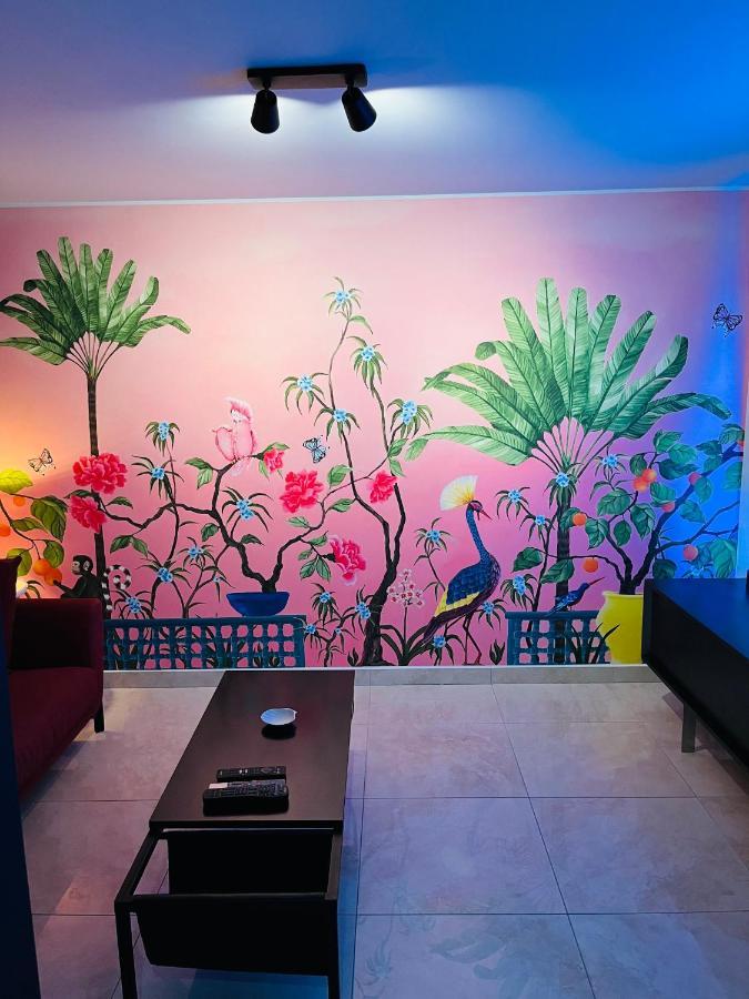 Pink Tropical Champagne Apartment แร็งส์ ภายนอก รูปภาพ